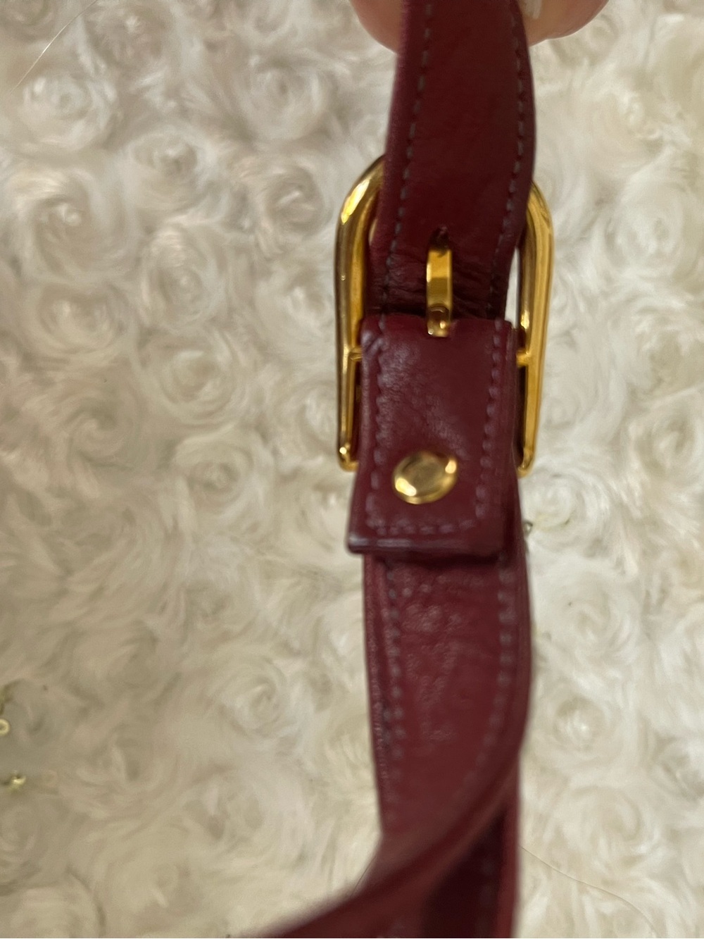 Vintage Susan Gail Burgundy Suede Shoulder Bag with Gold Accent - Picture 8 of 11